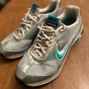 Nike Shox Zip Silver and Aqua Sneakers